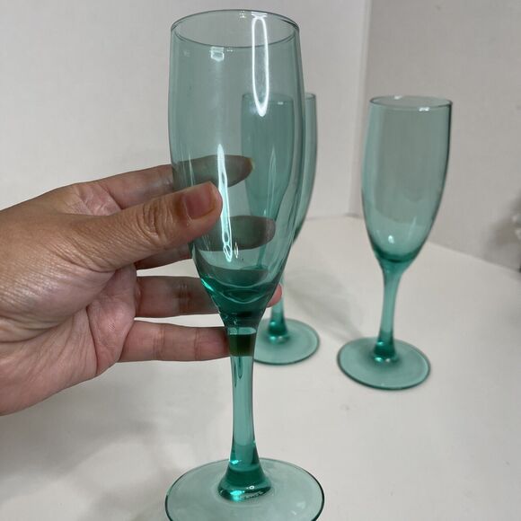 Luminarc France Teal Champagne Flutes 3 - Picture 2 of 8